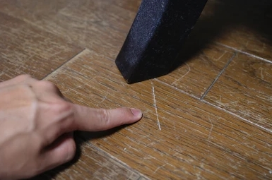 vinyl flooring scratch marks